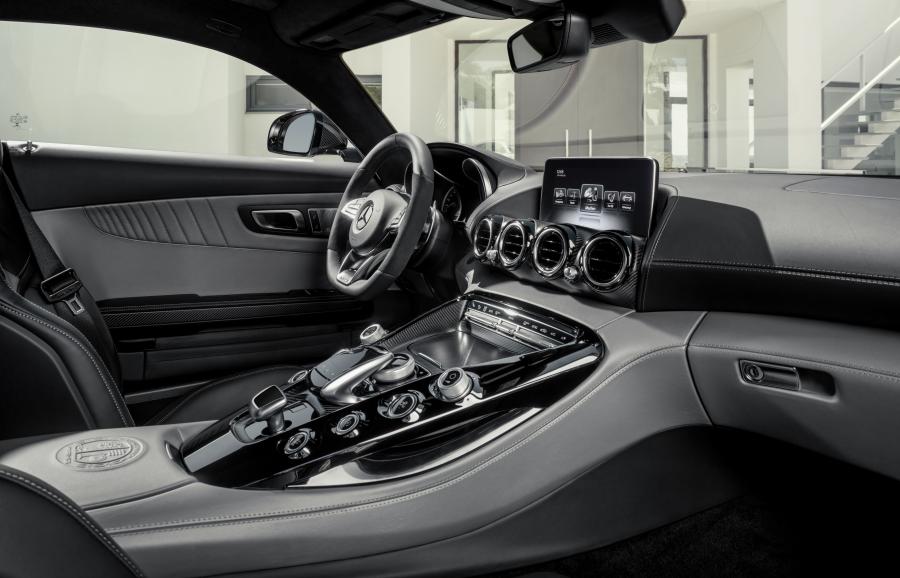  Mercedes-AMG GT 2014 года  (фото 32 из 139)